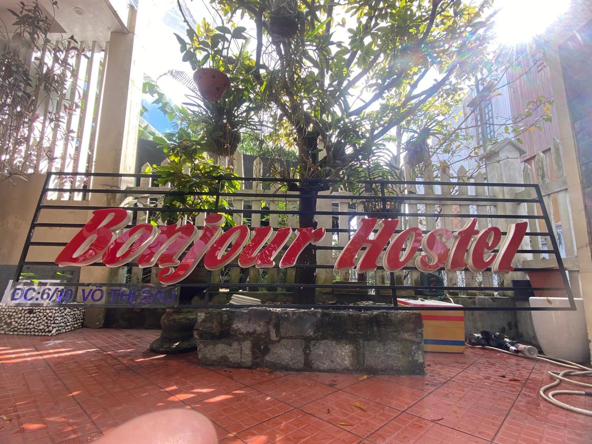 Bonjour Hostel Hue Exterior photo