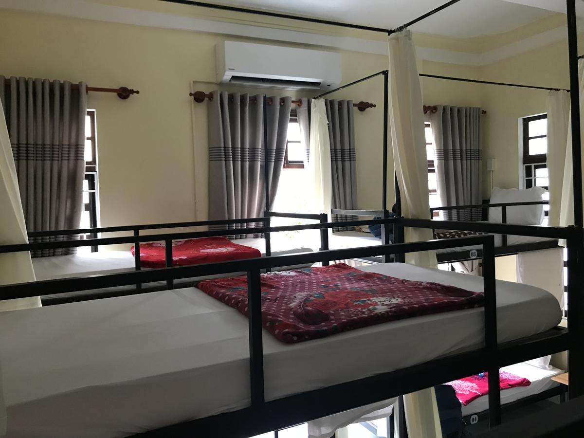 Bonjour Hostel Hue Exterior photo